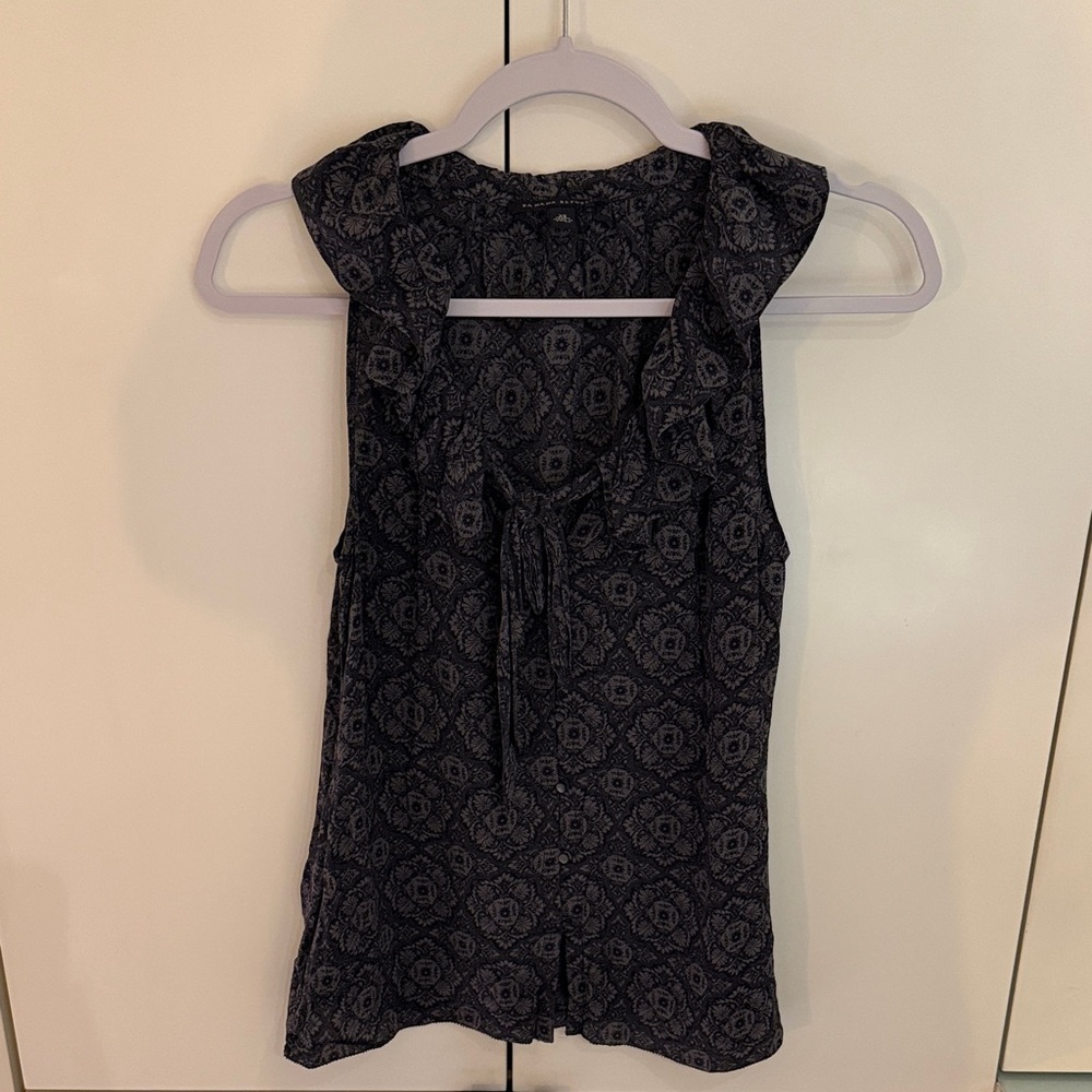 Banana Republic 100% Silk Ruffle Tie-Neck Blouse Size XS
